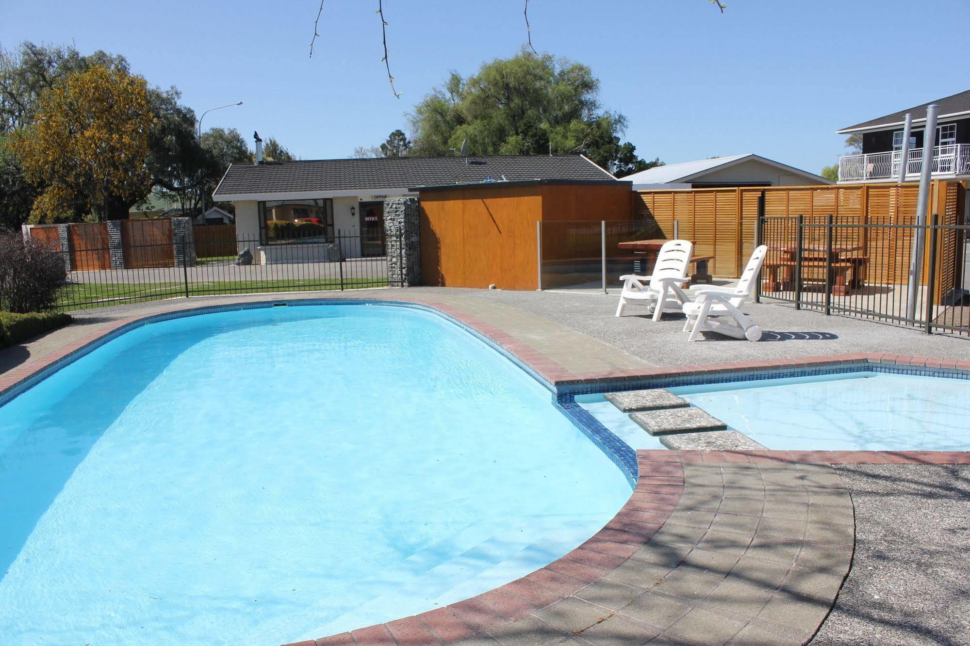 ביאנהיים Cherylea Motel מראה חיצוני תמונה